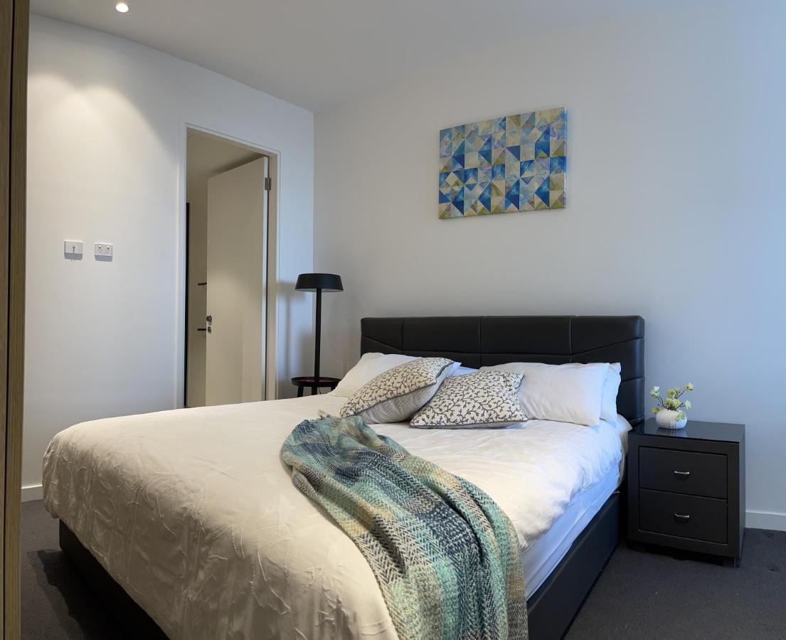 The Fawkner Apartment Bay-View Pool/Gym Free Parking Мельбурн Экстерьер фото